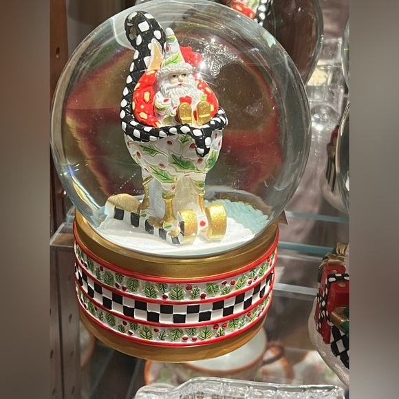 Mackenzie Childs Patience Brewster Snow Globe that’s also a music box. - Picture 3 of 3
